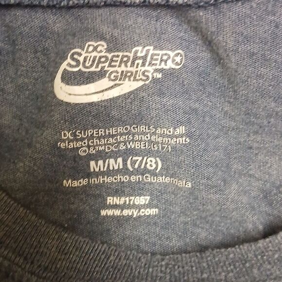 DC SUPER HERO GIRL GRAY Graphic T-Shirt SIZE M/M (7/8) - Picture 5 of 7